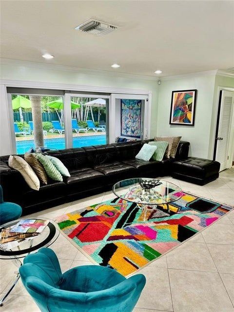 Foto del edificio - 2325 Barcelona Dr