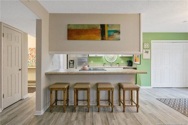 Foto del edificio - 6898 Beaver Stone Rd
