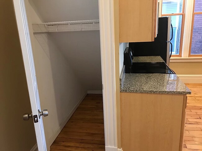 Foto del edificio - 3407 California Ave