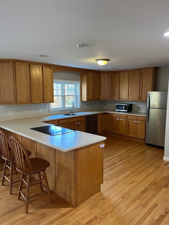 Foto del edificio - 50 Northwood Dr