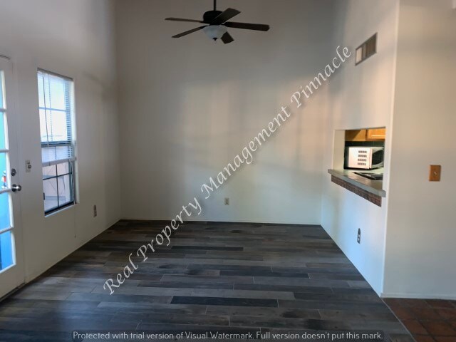 Foto del edificio - 5355 N. Paseo De La Terraza