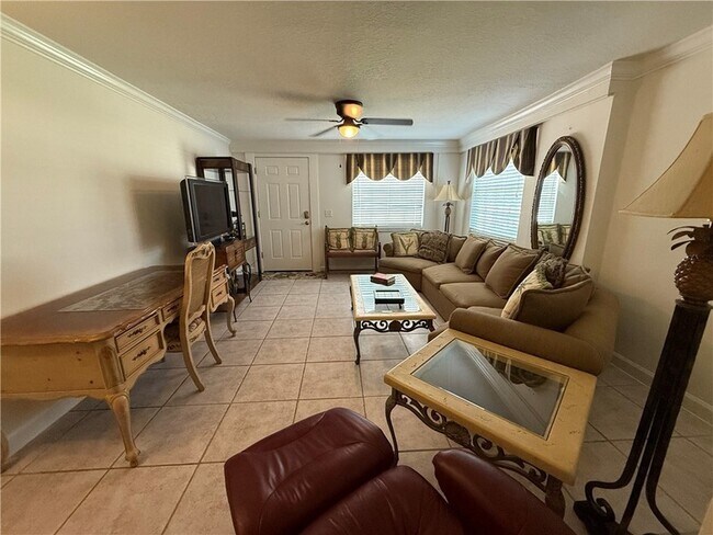 Foto del edificio - 2015 15th Ln