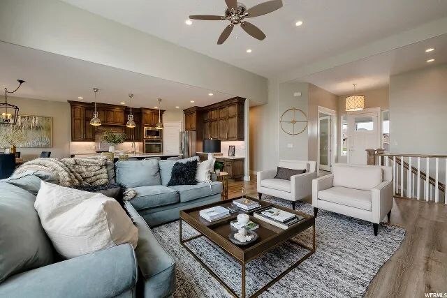 Foto del edificio - 1597 W Hunters Creek Cir