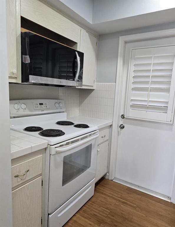 Foto del edificio - 2461 SW 82nd Ave
