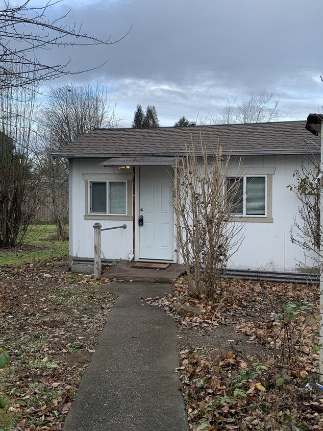 Primary Photo - Cute Updated 1 Bed 1 Bath Home in Parkland!!!