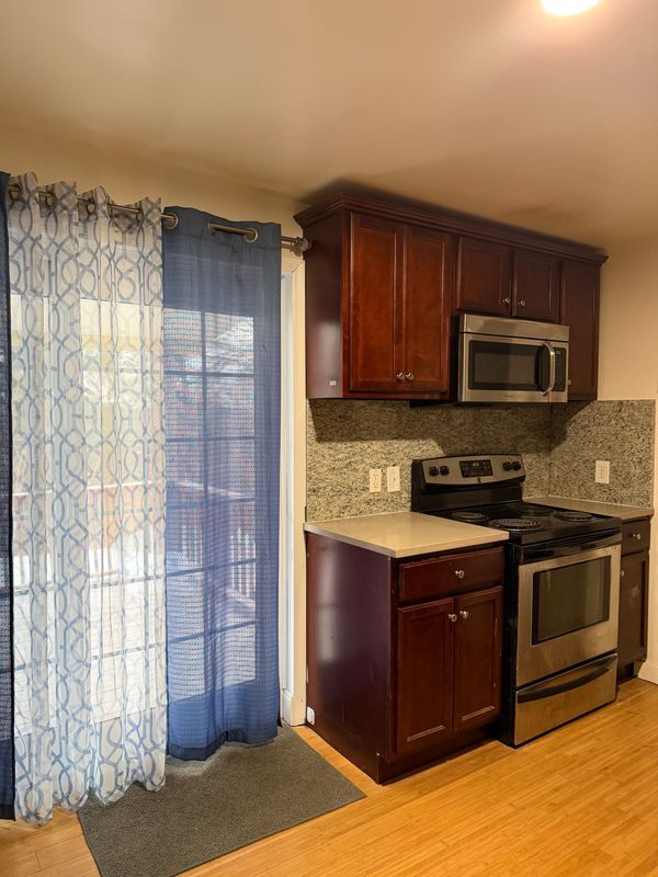 Foto del edificio - 57 Brunswick Ave