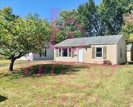 Building Photo - 6 McNulty Dr