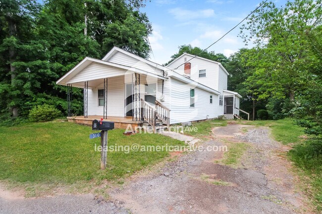 Foto del edificio - 310 N Stribling St