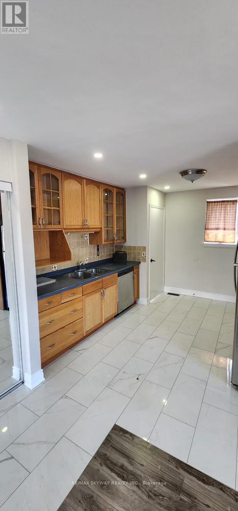 Photo du bâtiment - 23 Gable Dr