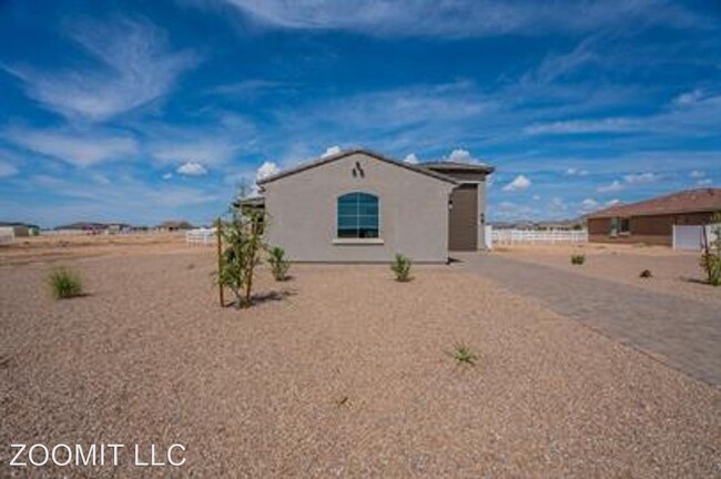 Building Photo - 4 br, 3 bath House - 10584 West Appaloosa TR