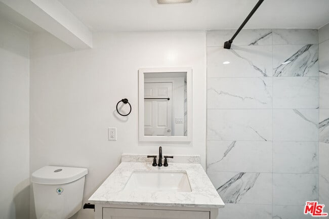 Foto del edificio - 1267 Vin Scully Ave