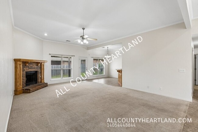 Photo - 17025 Canyonwood Ln House