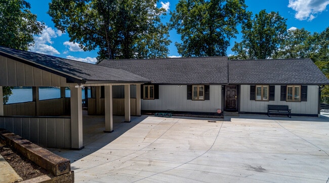 Building Photo - 141 Craig Hill Cir