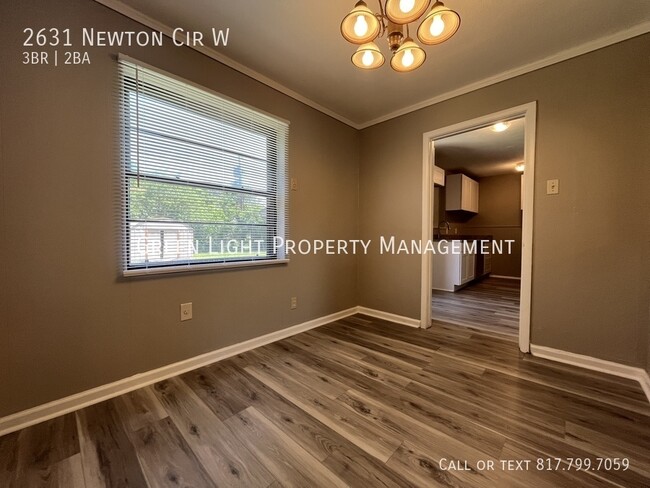 Foto del edificio - 2631 W Newton Cir