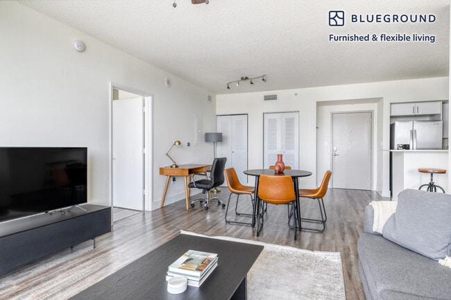 Building Photo - 110 SW 12th St