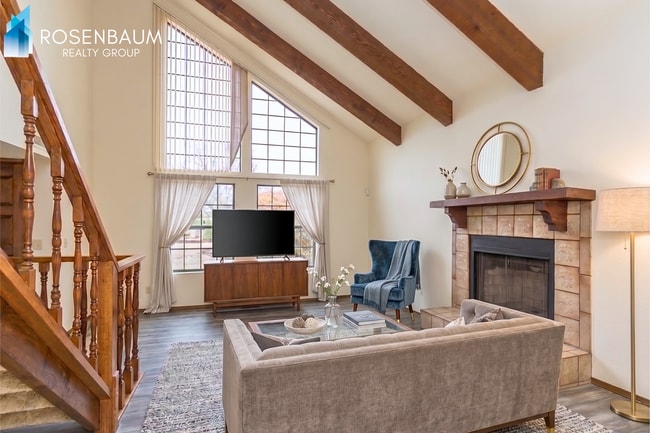Building Photo - Gorgeous 5-beds, 3.5 baths 2-story home in the desirable Sandretto Hills community!