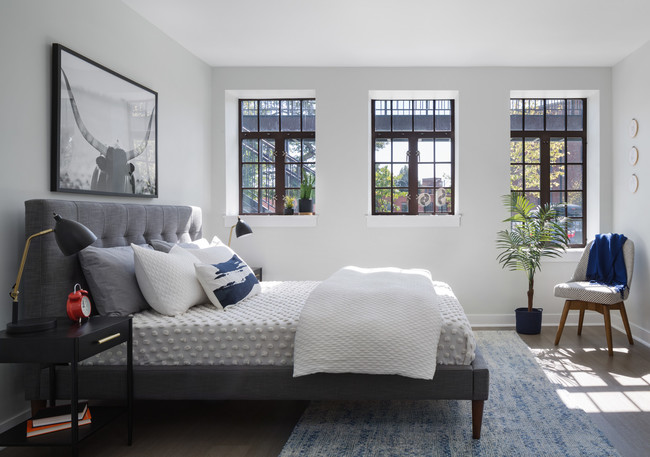 Foto del edificio - 2747 N Hoyne Ave