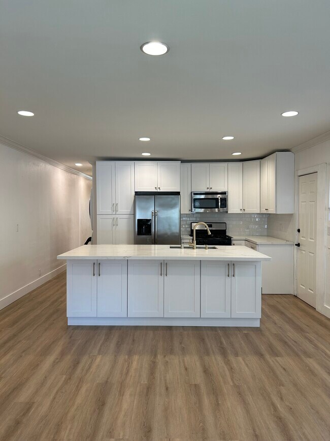 Remodeled kitchen - 1139 S Highland Ave