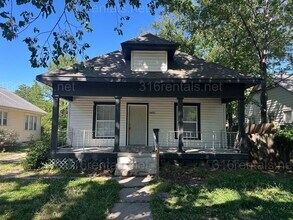 Building Photo - 1405 S Main St