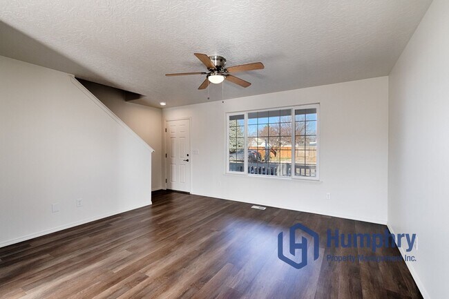 Building Photo - Like new four bedroom family home located in Sego Prairie Farms Subdivision