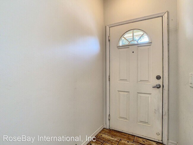 Building Photo - 2 br, 2.5 bath House - 7754 Plantation Circle