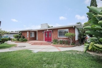 Building Photo - 9381 Nichols Dr