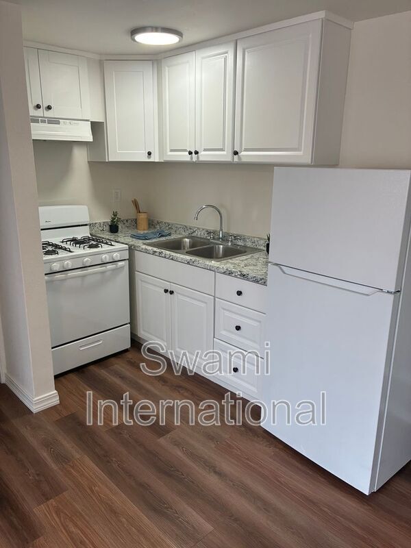 Foto del edificio - 1709 Marine Ave