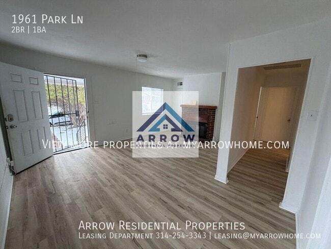 Foto del edificio - 1961 Park Ln