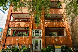 Building Photo - 1535 N Wicker Park Ave