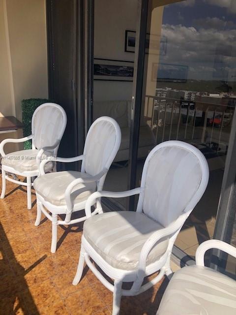 Foto del edificio - 1470 NE 123rd St