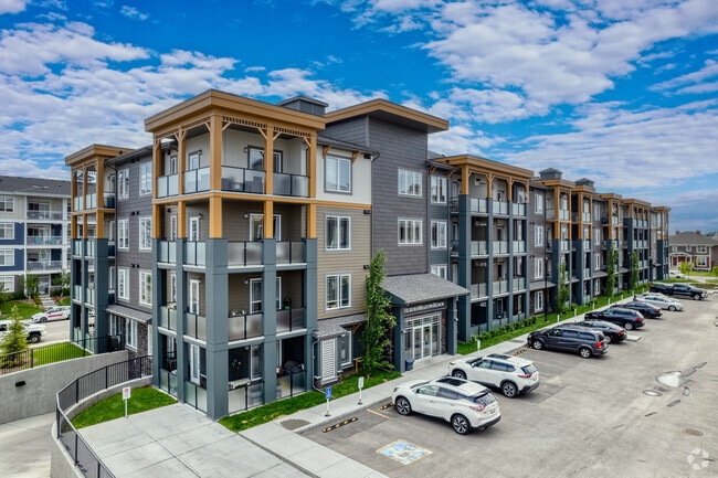 100 Auburn Meadows Manor