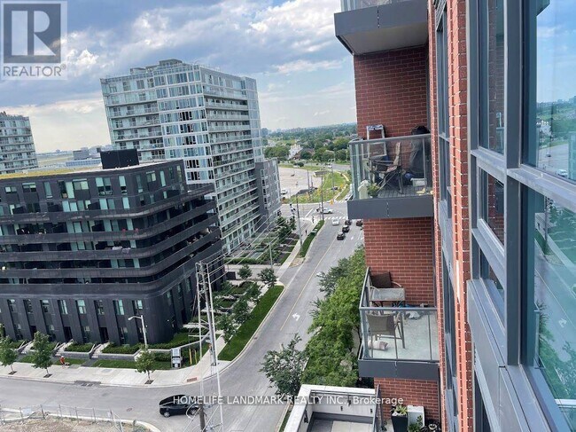 Building Photo - 31 Tippett Rd