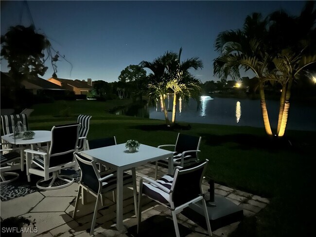 Foto del edificio - 421 Kings Way