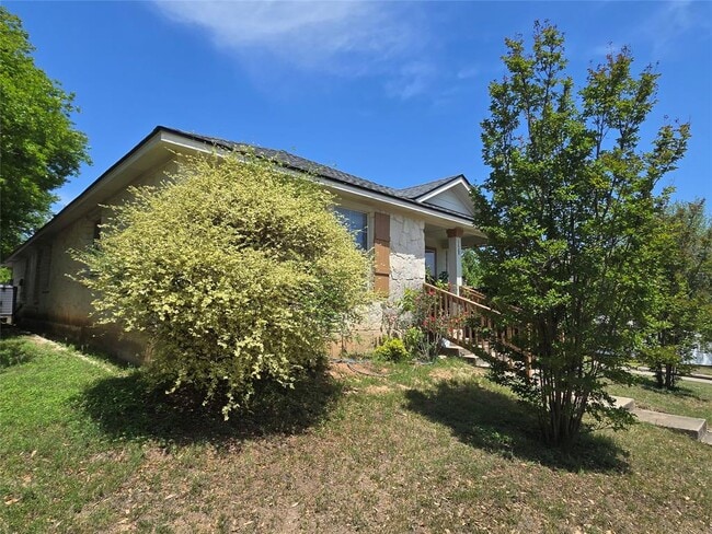 Building Photo - 128 Lava Bed Dr