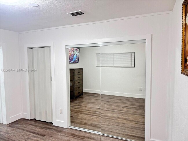 Foto del edificio - 27450 SW 168th Ave