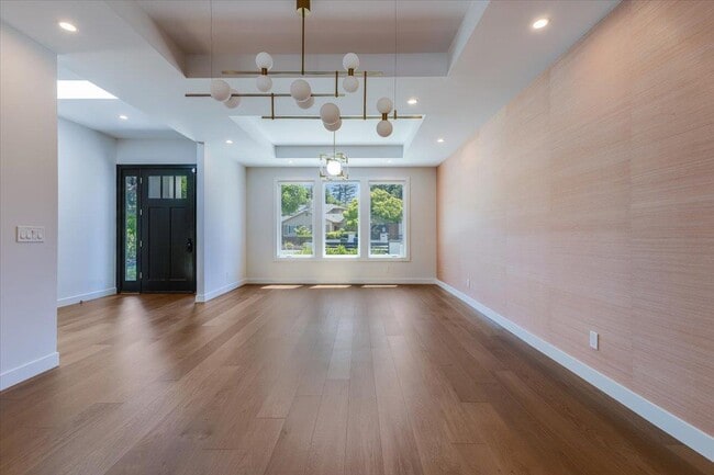Building Photo - 1210 Larnel Pl
