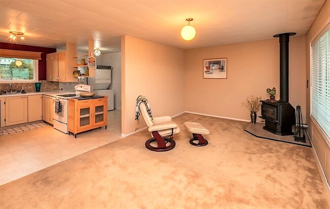 Building Photo - 7386 Birch Bay Dr