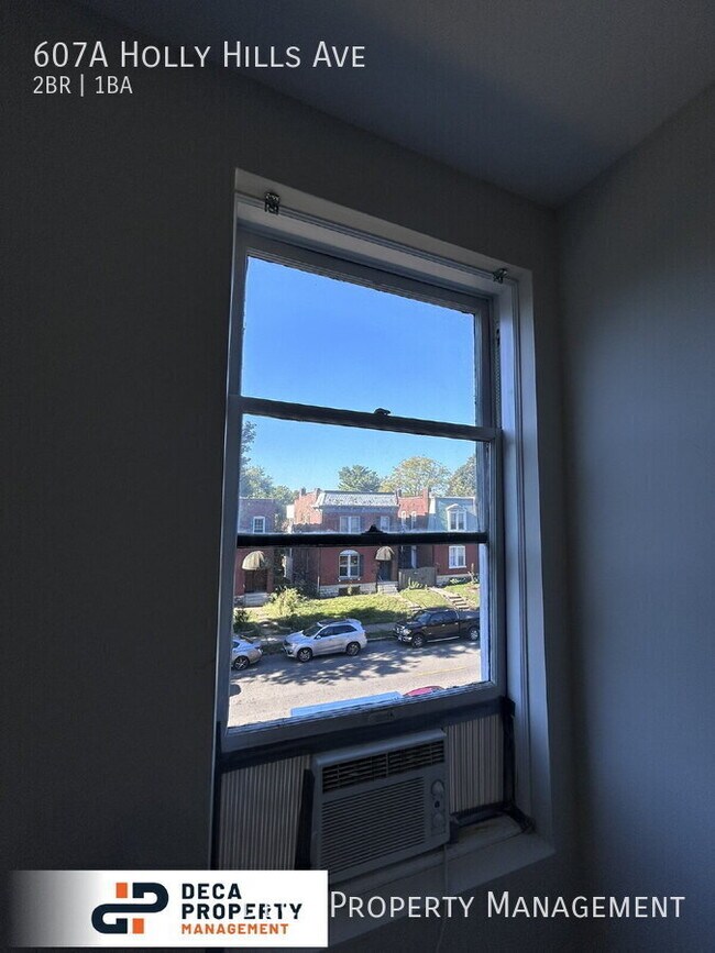 Foto del edificio - 607 Holly Hills Ave