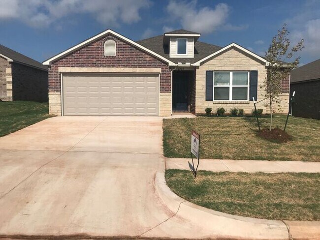 Building Photo - **Entertainment Special** Four Bedroom | T...