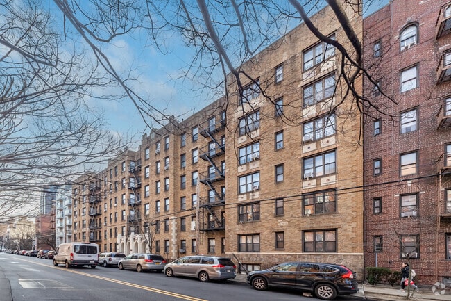 Building Photo - 144-32 35th Ave