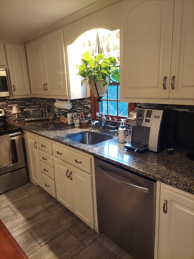 20 Guild Rd, Sandwich, MA 02644 House Rental in Sandwich, MA