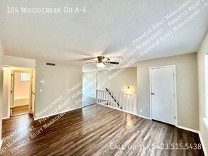 Building Photo - 104 Woodcreek Rd