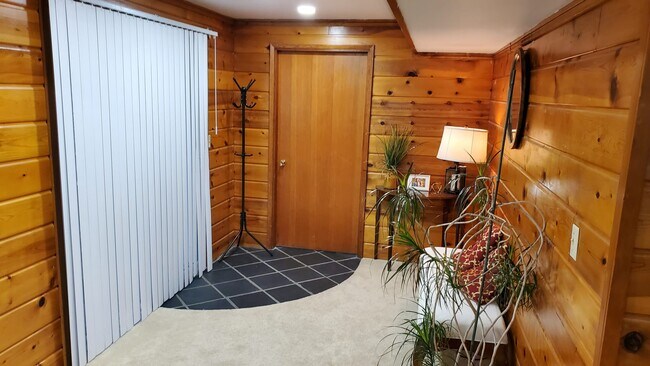 Foto del edificio - 434 S 199th St