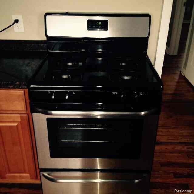 2079 Princeton Rd, Berkley, MI 48072 House Rental in Berkley, MI