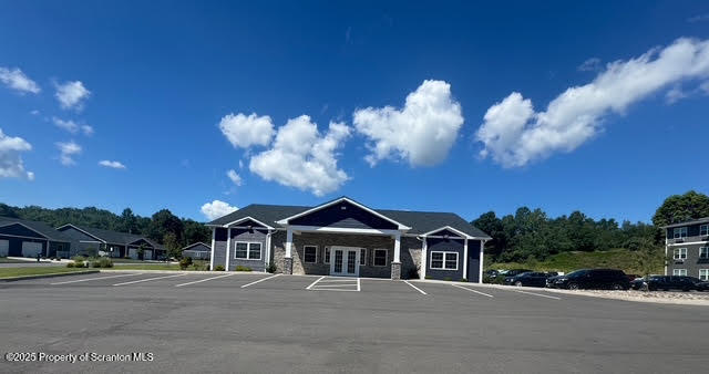 Foto del edificio - 397 Circle Drive