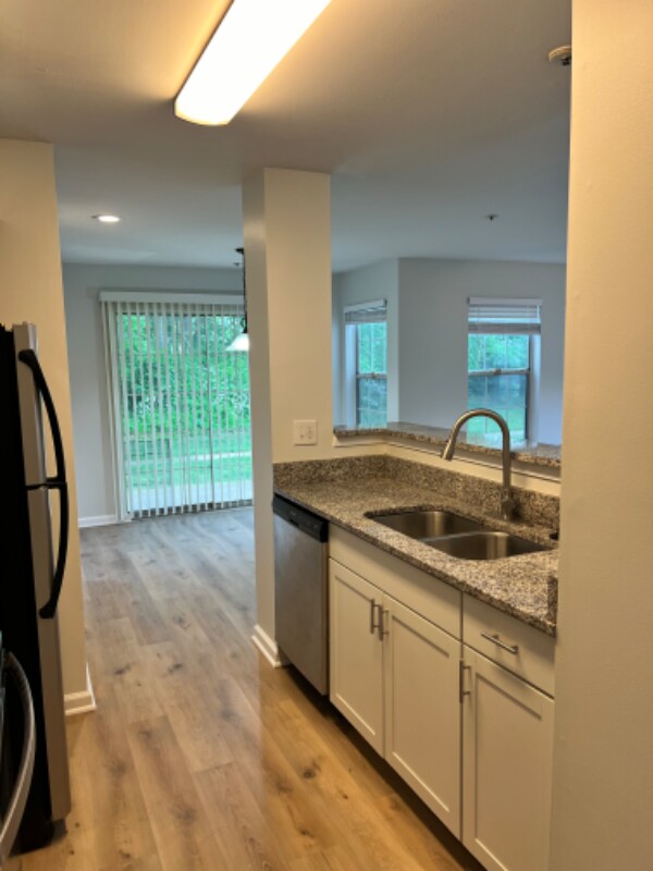 Foto del edificio - 4408 Lord Loudoun Ct