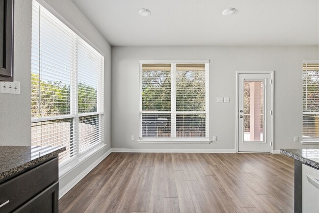 Building Photo - 5613 St Charles Dr