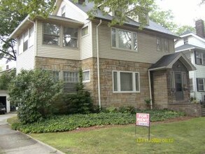 Building Photo - 2134 Stillman Rd