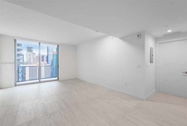 Foto del edificio - 77 SE 5th St