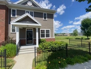Building Photo - 301 Zephyr Rd